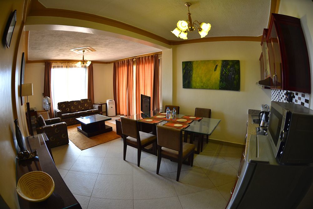 Mackinnon Suites Kampala Bagian luar foto